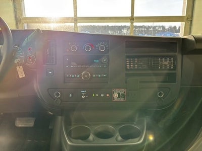 2025 Chevrolet Express Cargo 2500 WT