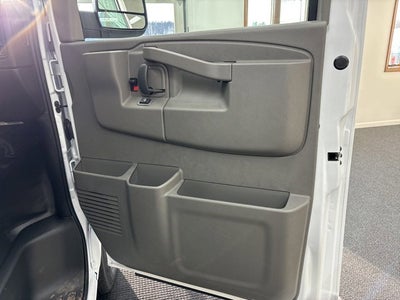2025 Chevrolet Express Cargo 2500 WT
