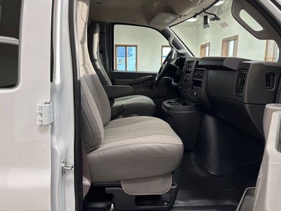 2025 Chevrolet Express Cargo 2500 WT