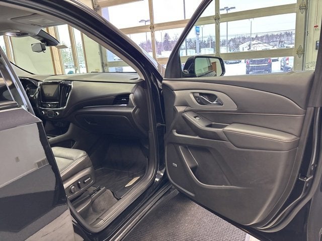 2021 Chevrolet Traverse RS