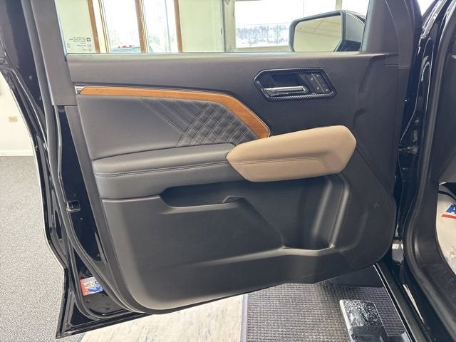 2025 GMC Canyon Denali