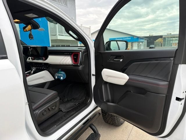 2024 GMC Canyon AT4X