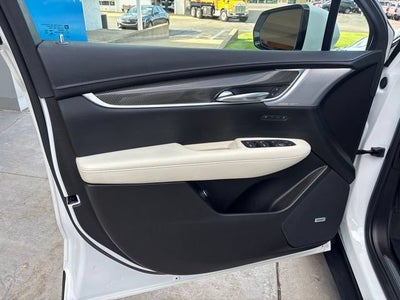 2021 Cadillac XT5 AWD Sport