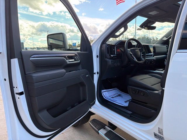 2026 Chevrolet Silverado 2500 HD LTZ - Photo 10