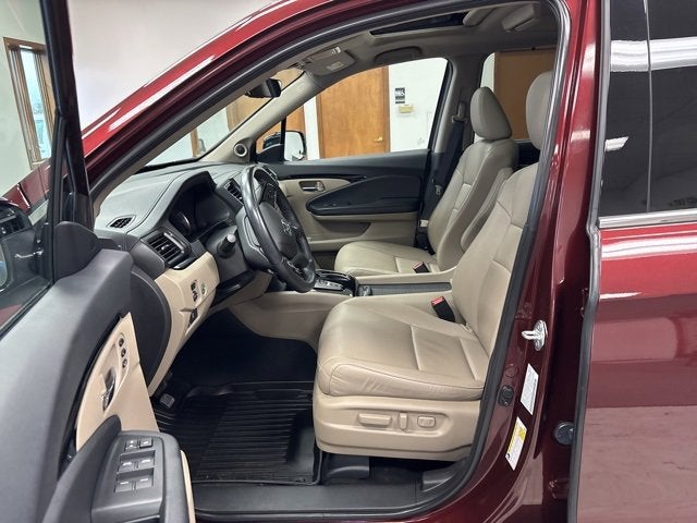 2022 Honda Pilot AWD Touring 7 Passenger