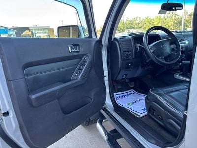 2010 HUMMER H3 Luxury
