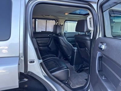 2010 HUMMER H3 Luxury