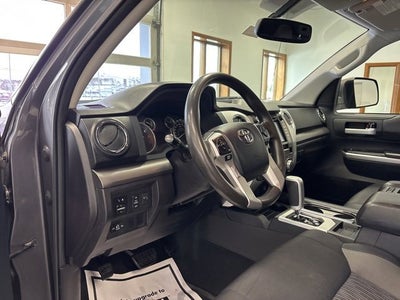 2014 Toyota Tundra SR5 5.7L V8