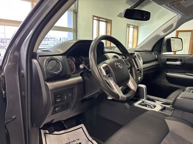 2014 Toyota Tundra SR5 5.7L V8