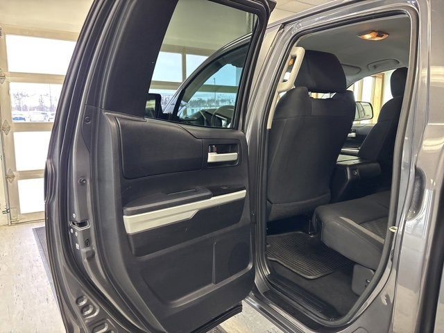 2014 Toyota Tundra SR5 5.7L V8