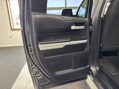 2014 Toyota Tundra SR5 5.7L V8