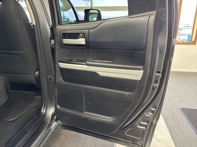 2014 Toyota Tundra SR5 5.7L V8