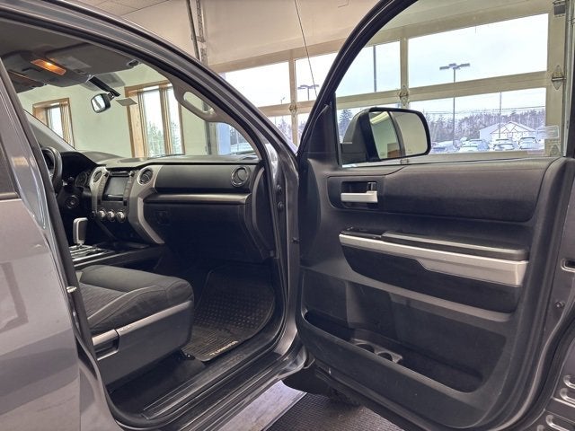 2014 Toyota Tundra SR5 5.7L V8