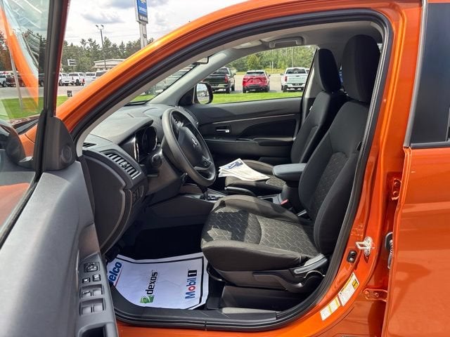 2024 Mitsubishi Outlander Sport S