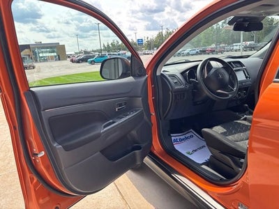 2024 Mitsubishi Outlander Sport S