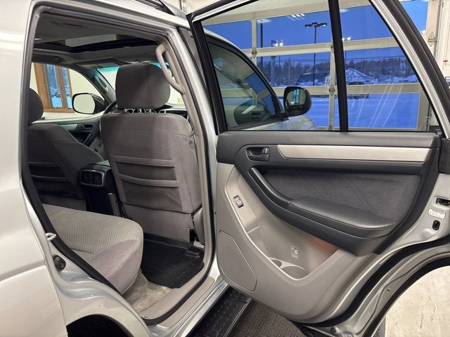 2004 Toyota 4Runner SR5