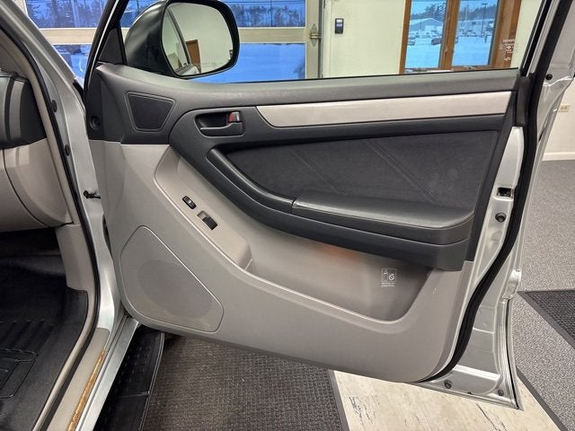 2004 Toyota 4Runner SR5