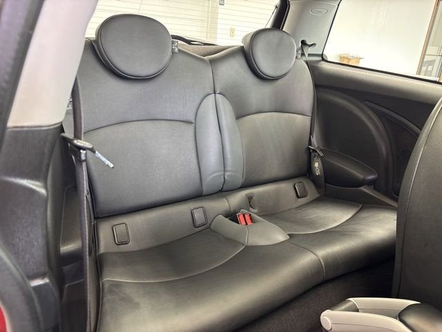 2007 MINI Cooper Hardtop NA